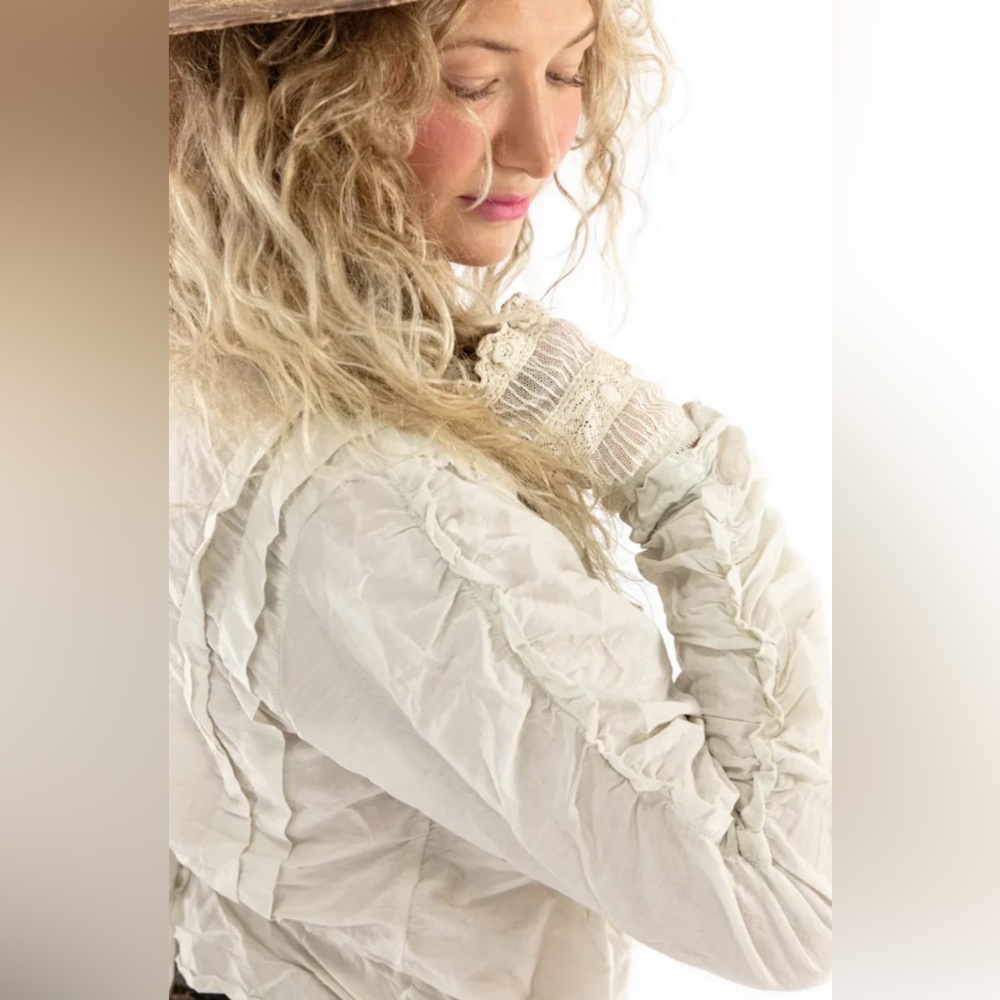 Magnolia Pearl Into the Groove Blouse - Picture 6 of 16
